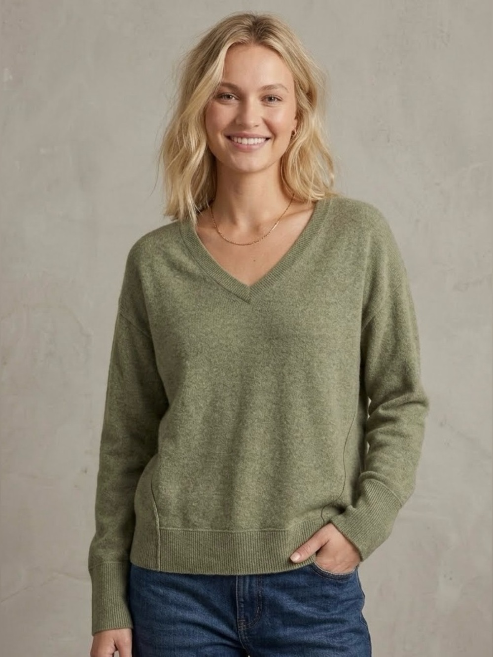 🌿 Lucky Brand Cloud Soft Olive Green V-Neck Sweater Cozy Oversized - Size Small